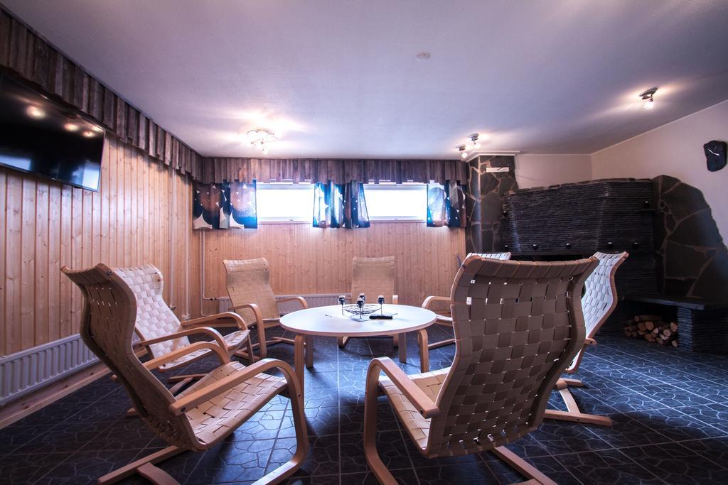 Hotelli Jussan Tupa Enontekio Exterior photo